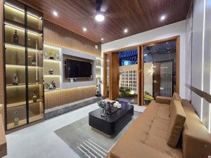 chị khách bán nhanh căn nhà lý thường kiệt 1tỷ950 bao phí sang tên