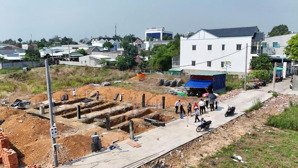 bán đất mặt tiền , sổ hồng riêng , thành phố thủ dầu một