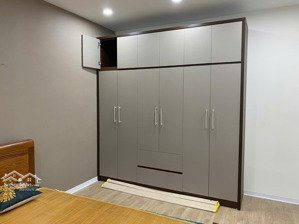 cho thuê căn chung cư 116 m2 thang máy, 3 ngủ, 2 vệ sinh, đô thị việt hưng, long biên, 10 triệu/th