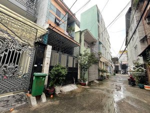 đô đốc lộc 99m², ngang 4.5m nở hậu 7.5m, 4 tầng, thang máy, ở & kd