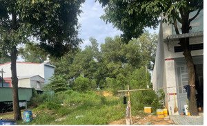 chủ gửi lô đất địa thế đẹp năm xác cao tốc mỹ phước tân vạn . dtich 5x30 shr