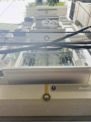 bán nhà phân lô quân đội cù chính lan 10m ra ô tô tránh 40m ra phố ngõ trước nhà rộng 3 mét