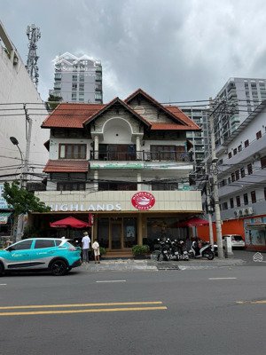 góc 2 mt hoàng hoa thám, q. tân bình - dt: 13x20m - 4 tầng - hđt: 300 triệu - giá: 59 tỷ