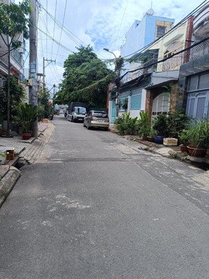 đường 6m- 64m2- ngang 4x16 -2 tầng giá chỉ 7 tỷ