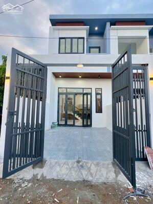 NHÀ LẦU SẮP HOÀN THIỆN SỔ RIÊNG THỔ CƯ CHỈ 699 TRIỆU NGAY KDL BỬU LONG