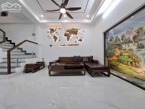 NHÀ ĐẸP CHILL LUNG LINH MỚI XÂY SỔ ĐẸP VUÔNG &100M2 & 2 TẦNG & 2 TỶ 3 $ CẦN ĐƯỚC # LONG AN