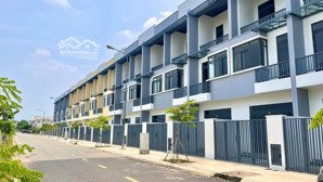 bán nhà phố liền kề sát bên kcn phước đông, tây ninh cơ hội đầu tư sinh lời cao!