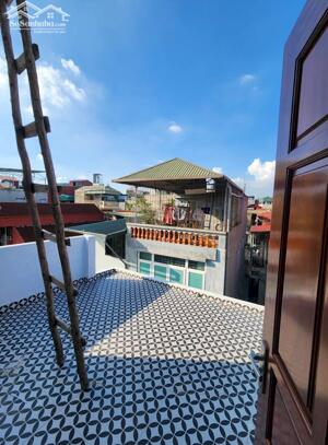 CẦN BÁN NHÀ TRẠI CÁ HAI BÀ TRƯNG 45m2, 6 TẦNG MẶT TIỀN 4,1m GIÁ 11.8 TỶ