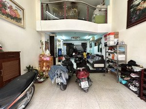 nguyễn đình chính giáp nguyễn văn trỗi phú nhuận hẻm 6m ô tô tránh nhau ô tô ngủ trong nhà