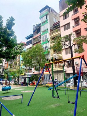 bán nhà phố đỗ quang, phân lô,vỉa hè,kinh doanh,view vườn hoa,45m2x 5tầng nhỉnh 19tỷ