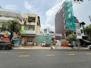 bán gấp mt ngay lê quang định - 10m*47m nở hậu 16m- gpxd hầm 10tầng - gía bán 162triệu/1m2