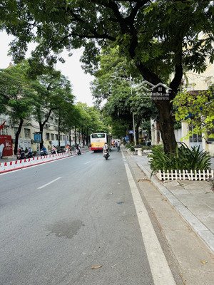 cực phẩm phố lê thanh nghị- q.hbt-nhà hai mặt tiền-ô tô dừng đỗ-61m2-mt 3.9m-21.5 tỷ