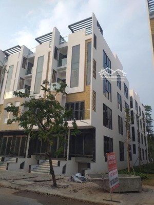cho thuê liền kề b1.1 kđt thanh hà, hà đông, dt sử dụng 430m2, 6 tầng có hầm, đường 25m.
