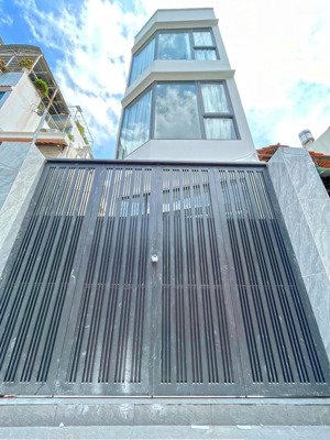 nhà mới xây dựng hẻm xe hơi 3 tầng khu dân cư kiều đàm -tân hưng