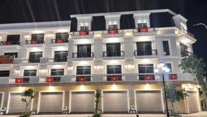 nhà liền kề 4 tầng kdt biển bình sơn - phan rang ưu đãi khủng - 9%