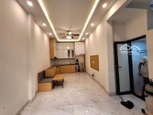 siêu phẩm hiếm nhà võ thị sáu, tt hai bà trưng gần hồ, gần công viên, gần phố, ngõ thông