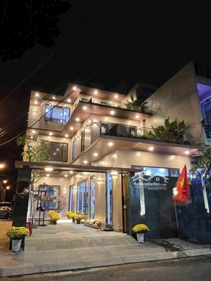 bán nhà 3 tầng góc 2 mặt tiền sơn thủy, ngũ hành sơn diện tích: 128,5m đường 5.5m