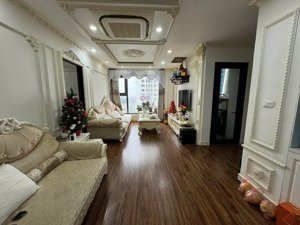 chuẩn giá: bán căn góc 97m(3n2wc) sẵn sổ, hướng mát, giá 8.8 tỷ tại 90 nguyễn tuân, thanh xuân.