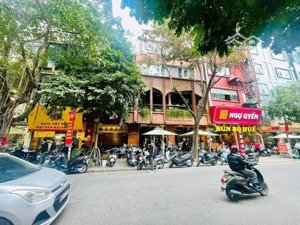 tòa văn phòng mặt phố chùa láng - 139m2 xây mới 9 tầng thông sàn - vỉa hè kinh doanh sầm uất