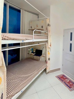 cho thuê ký túc xá ung văn khiêm bình thạnh chỉ 1tr6 bao hết. lh sang 