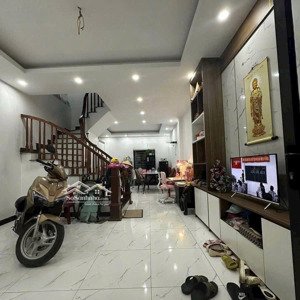 chỉ hơn 11 tỷ - cầu diễn - ô tô tránh - nhà đẹp sẵn ở