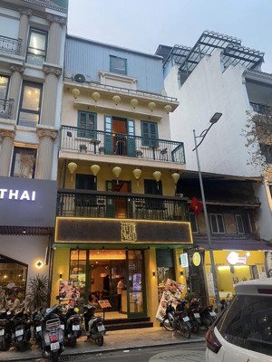 cho thuê nhà mặt phố nguyễn hữu huân. dt 50m2 x 3t, mt 6m, vị trí đẹp nhất tuyến phố, mọi mô hình.