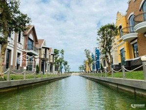 cần thanh lý căn biệt thự song lập novaworld bình châu - tropicana giảm 40% giá còn 4,8 tỷ gồm vat