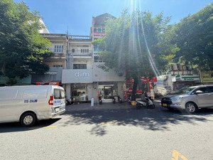 chính chủ bán gấp mặt tiền lê văn sỹ q3 - 5*23m - 6tầng - hđt 100 triệu/tháng - gía: 45tỷ