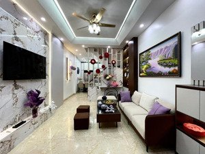 siêu phẩm 4 tầng phố hồng mai - nhà full nội thất sịn sò đẹp không tì vết - khách chỉ việc ở luôn