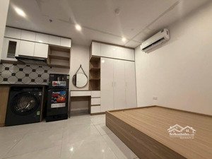 chỉ nhỉnh 6 tỷ có ccmn mỹ đình 6 tầng - 9 phòng - doanh thu đỉnh