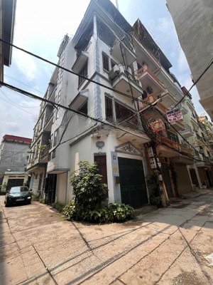 chính chủ bán nhà ngõ 122 vĩnh tuy, 2 mặt ngõ, 42m2 nhà 4 tầng, xây dựng kiên cố. lh 