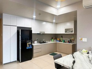 c/c carillon 5, hòa thạnh, tân phú: 72m2, 2p ngủ,ntcc, 11tr/tháng.