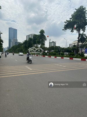 chính chủ bán gấp ,tòa nhà mặt phố tại đường văn cao,tây hồ, hà nội, 93 tỷ ,view hồ tây cực đỉnh.