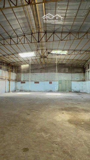 bán đất kho bãi ngay đại lộ võ văn kiệt - hồ ngọc lãm quận bình tân. 30m x100m. đất trống.giá 30 tỷ