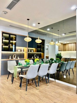 bán chung cư thăng long number one n01 cầu giấy 120m2 3 ngủ 2w nhỉnh 10 tỷ sổ đỏ lâu dài 