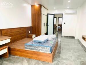 Cho thuê NHÀ Mặt Đường Nhánh Văn Cao