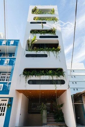 bán tòa nhà văn phòng siêu đẹp ngõ oto tránh, vỉa hè rộng, trung tâm thái hà 8t thang máy