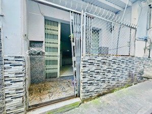 nhà 2 căn liền - ngang 6.3 m - sát công viên khánh hội phường 4 - quận 4 - nhỉnh 5 tỷ