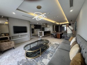 bán căn góc 146m2. giá 16,6 tỷ. 59 xuân diệu, d''. le roi soleil