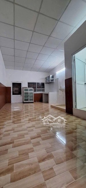 * diện tích: 3,6m x 24,3m = 87,5,m2 . pháp lý: thổ cư 100% sổ hồng . hướng : tây nam