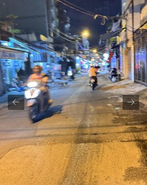 nhà mặt tiền đường xóm chiếu quận 4, diện tich 44m2 ngang 4m giá rẻ 6 tỷ