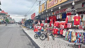 ngộp bank, bán nhà 3 tầng mặt tiền ngang 10m, 303m2, chợ 434, bình hoà, thuận an chỉ hơn 21tỷ