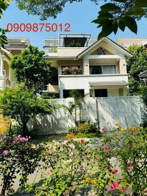 cho thuê biệt thự đơn lập vivo city q7