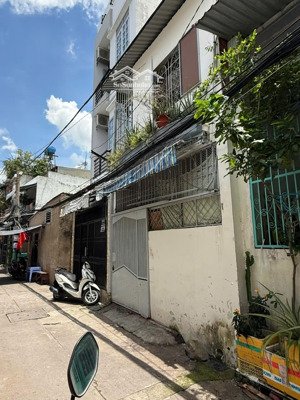 bán nhà hxh âu cơ phường 10 tân bình 53m2 :( 4x13,5)m2 cạnh bàu cát: giá 4,9 tỷ.