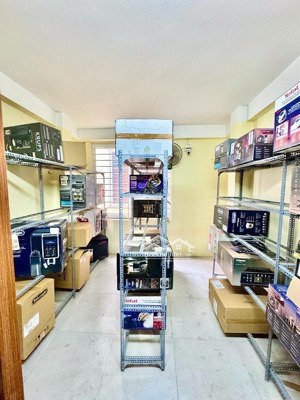 tt đống đa, ngõ thông ba gác đua, gần phố, dân xây chắc chắn.dt 20m 4t mt 3,5m giá 4,8 tỷ