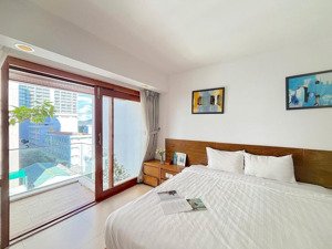 khách sạn giá cần bán nhanh, sát biển nằm phố tây chỉ 300m ra biển ( hàng hiếm trên thị trường )