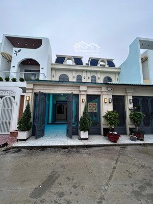 thanh lý nhà bình chánh 60m cho ai thiện chí mua ở.