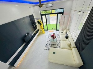 cần bán gấp căn nhà phố trong lòng kcn phước đông huyện gò dầu sổ hồng đầy đủ sổ sách pháp lí