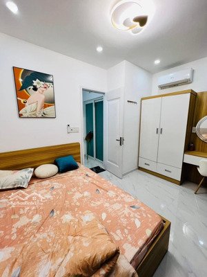 gửi bán gấp căn âu dương lân, p2, quận 8 giá 3tỷ100tr tự do kinh doanh tiện buôn bán