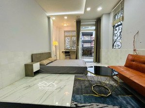 căn hộ studio full nội thất, có bancông tại an bình q5 gần cầu nguyễn tri phương, chợ hoà bình
